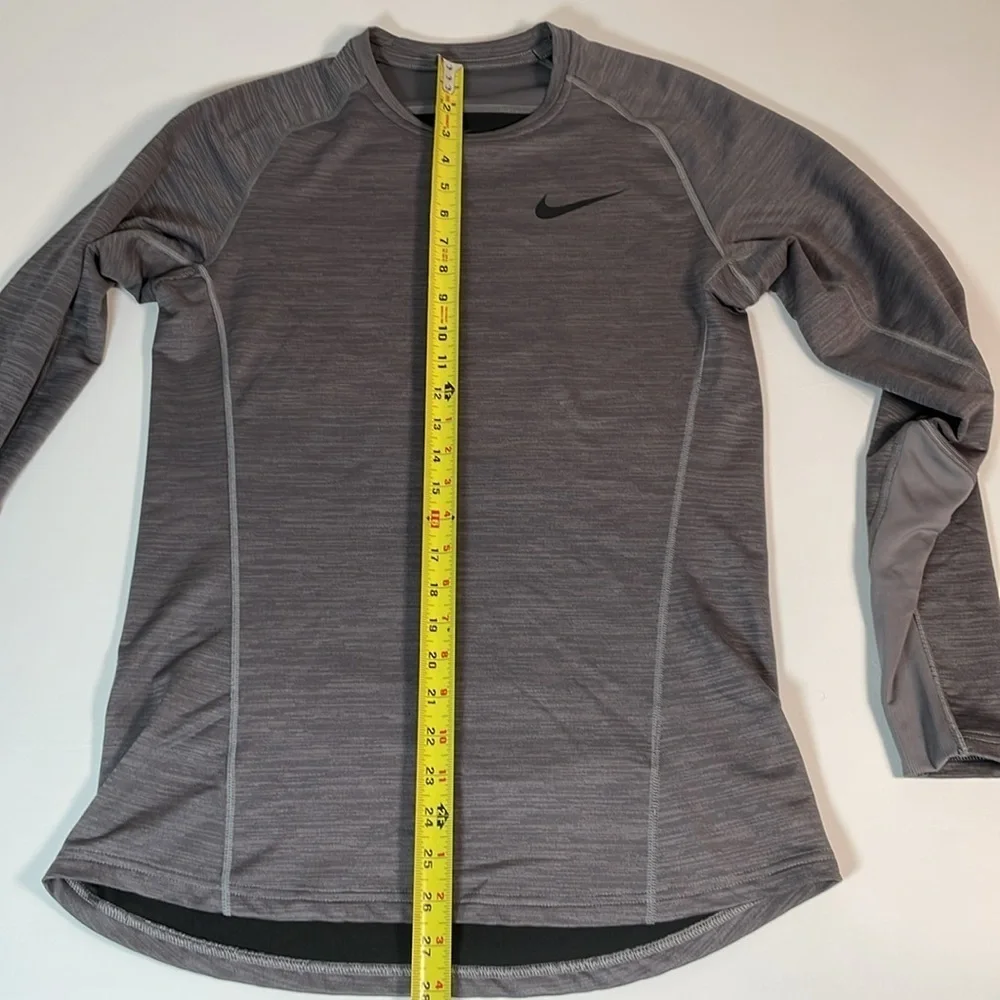 Men’s Nike Drifit Longsleeve Crewneck Thermal Top Men’s Medium